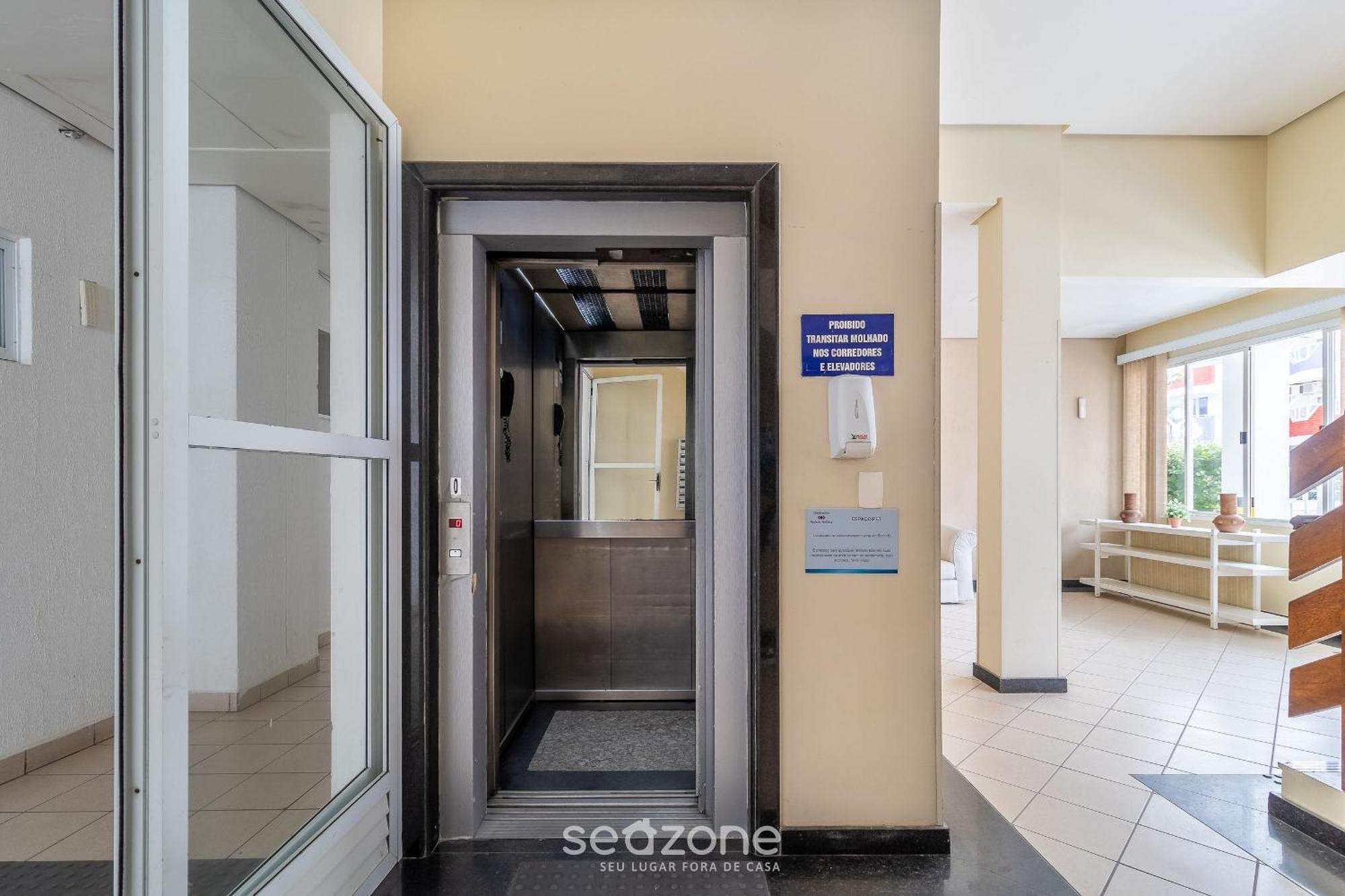Apto C/ Varanda Em Condominio Pe Na Areia Iho127 Florianopolis Bagian luar foto