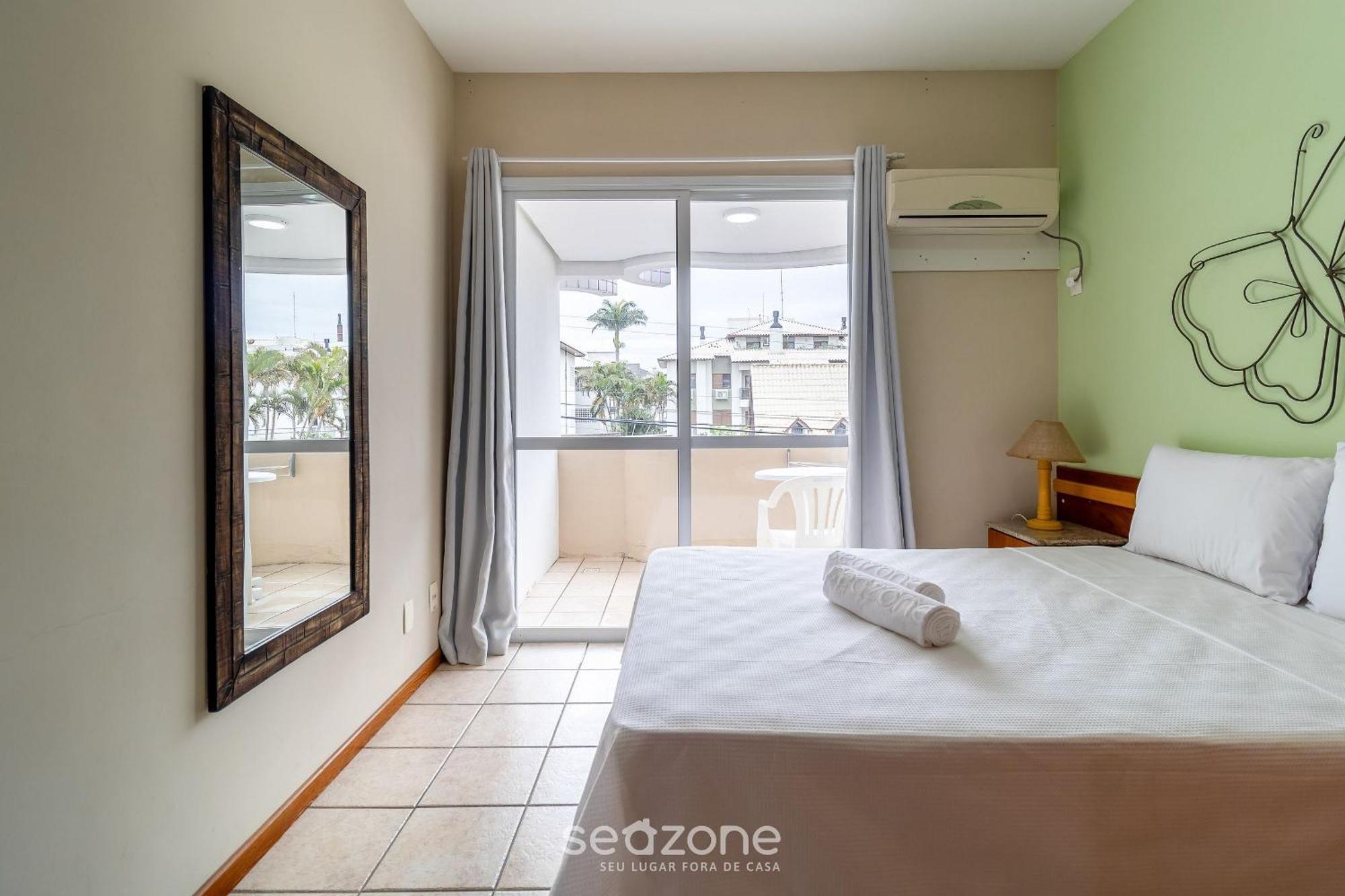 Apto C/ Varanda Em Condominio Pe Na Areia Iho127 Florianopolis Bagian luar foto